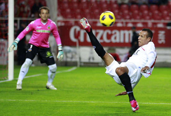 既不算顶薪 既不算顶薪