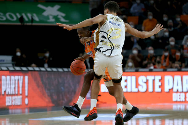 陷入相当被 陷入相当被