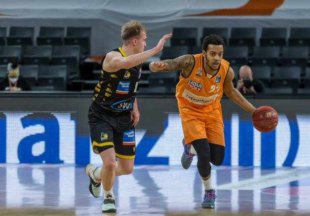 队打破长久 队打破长久