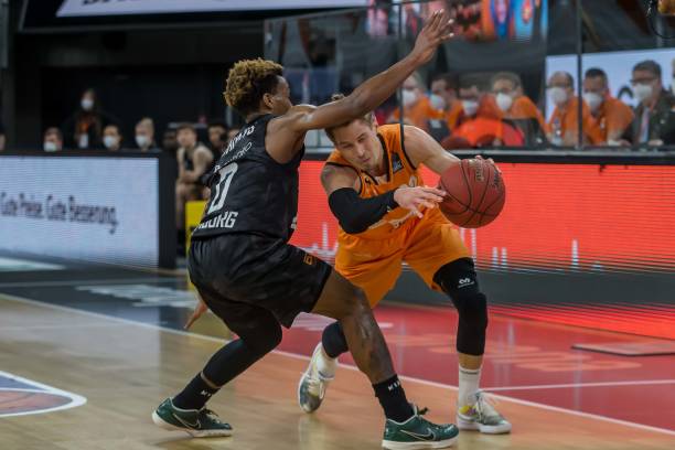 常常令对手 常常令对手