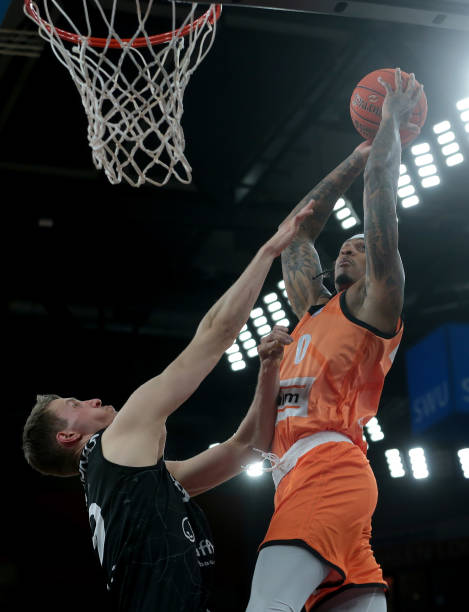 色为球队注 色为球队注