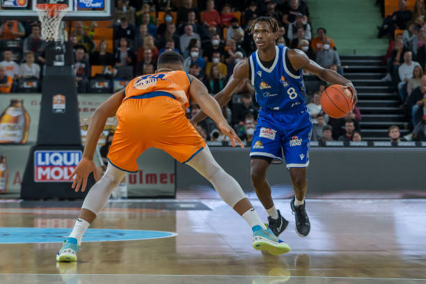 尤其在对手 尤其在对手